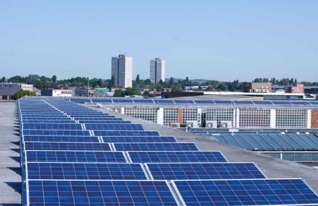 Why Commercial Solar Panels In Melbourne Are A Smart Investment For Businesses cover picture