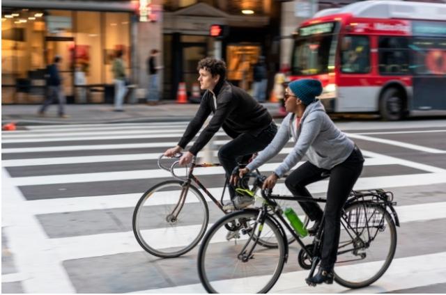 How to avoid traffic jams in the city? cover picture