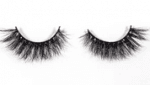 How to Maintain False Eyelashes cover picture