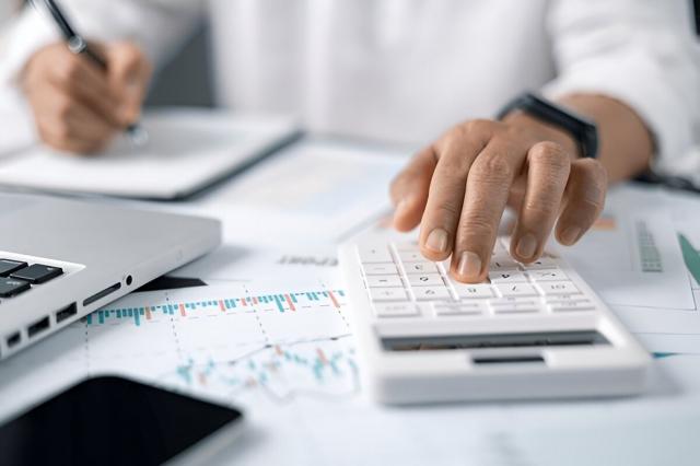 Why Every Business Needs a Good Accountant cover picture