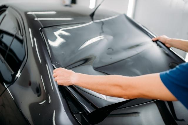 Ceramic vs Regular Tint: Which Window Tint is Best for Your Car? cover picture