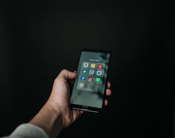 5 Free Marketing Tools for Your Wedding-Related Business cover picture