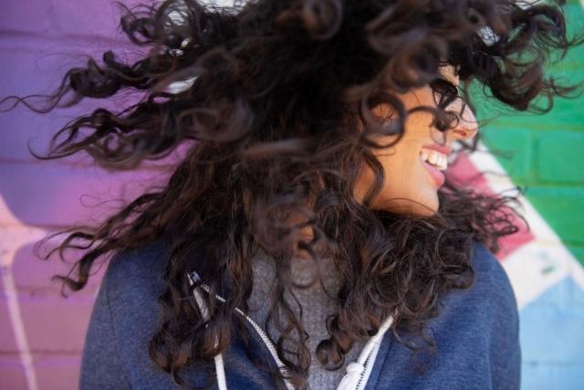 Up Your Hairstyle Game With The Minimal Effort cover picture