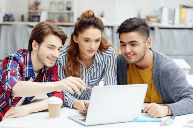 Unlock Your Language Potential: How Online Courses Can Help You Learn French cover picture
