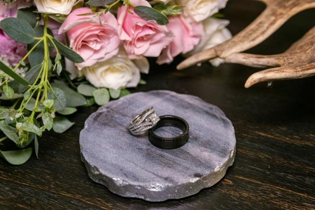 His & Hers: A Step-by-Step Guide to Selecting Your Perfect Promise Rings cover picture
