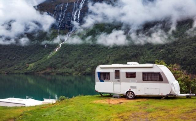 Ultimate Guide to Planning Your Perfect Caravan Road Trip cover picture