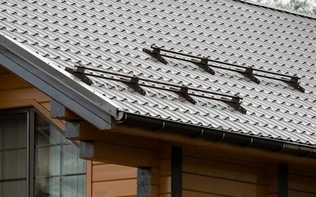 How to Catch Roof Trouble Before It Gets Serious cover picture