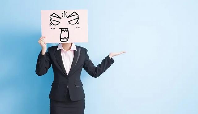 Tips to Solve The Common Pain Points In Custom Software Development cover picture
