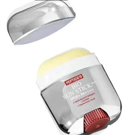 Why a Sunscreen Stick Is the Easiest Way to Stay Sun-Safe Every Day cover picture