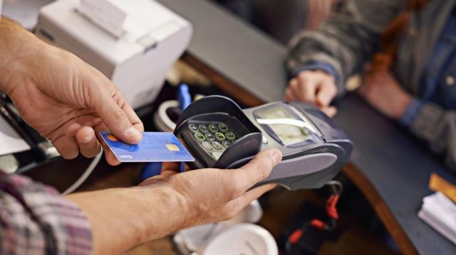 How Do Card Machines Work on a Plane? cover picture