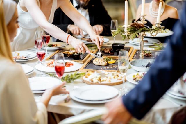 How To Boost Your Restaurant's Bottom Line cover picture