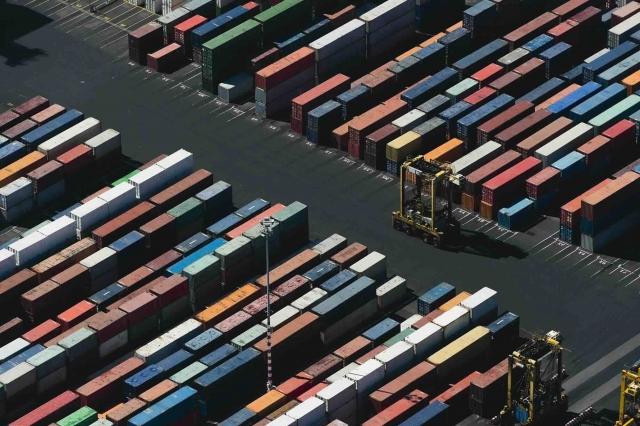 Top 10 ASEAN Export Powerhouses and Their Core Commodities cover picture