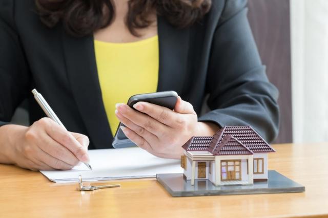 Unlocking Opportunities: Exploring the Benefits of Low Doc Commercial Loans cover picture