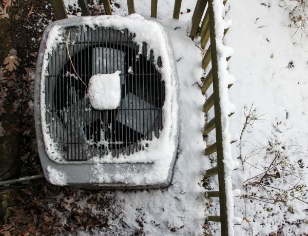 How Dallas Homeowners Can Stay Cozy and Avoid Winter HVAC Headaches cover picture