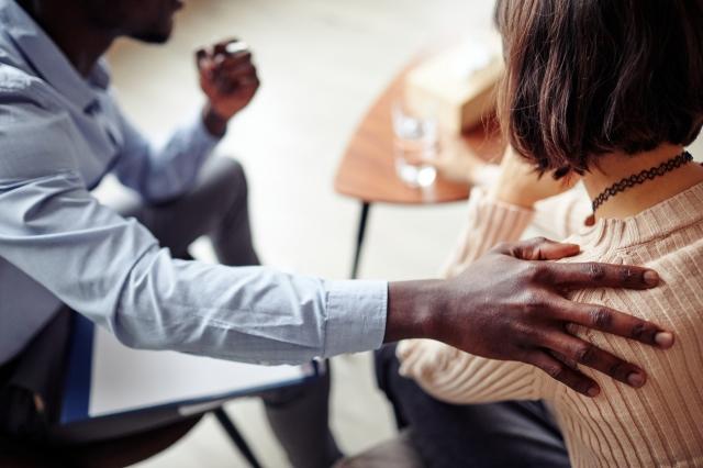 The Many Benefits of Seeing a Therapist cover picture