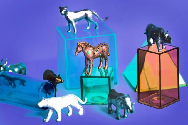 The Symbolism Behind Popular Crystal Animal Figures cover picture
