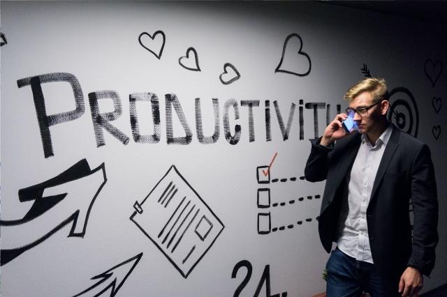 7 Real-World Strategies for Workplace Productivity cover picture