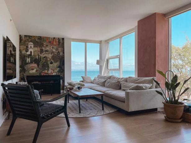 Transform Your Space Effortlessly with a Virtual Interior Decorator cover picture