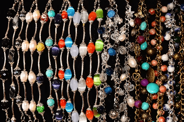 Sustainable Jewelry Design: How Custom Jewelry Makers Use Sustainable Materials cover picture