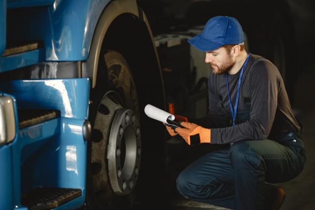Reasons Skilled HGV Mechanics Are More Valuable Now Than Ever cover picture