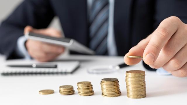 How To Be Careful With Money In Business cover picture