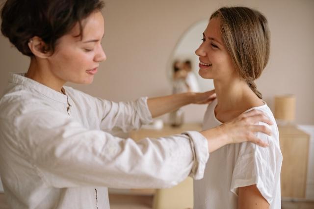 In the Blink of an Eye: 7 Ways This Unusual Therapy Will Surprise You cover picture