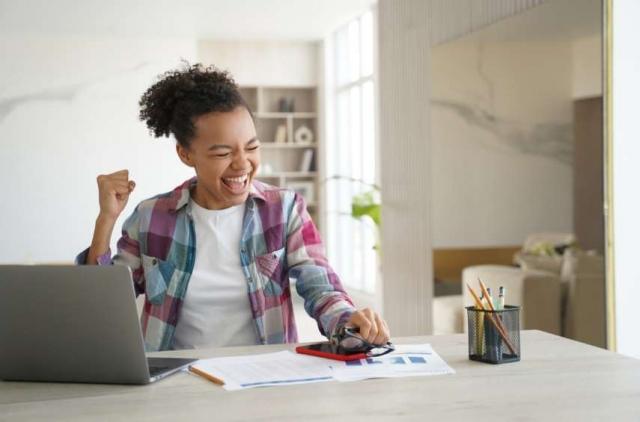 Virtual Success Stories: Students' Triumph Through Personal Effort cover picture