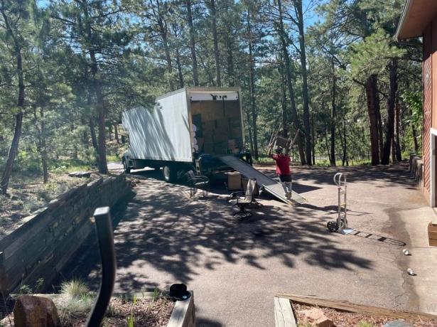 Moving from Florida to Colorado - Six Things to Know Before Your Long-Distance Move cover picture