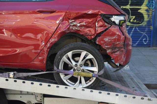 7 Things You Should Never Say After a Car Crash cover picture