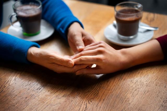 Finding Support: A Compassionate Guide to Helping Relatives Facing Substance Use Concerns cover picture