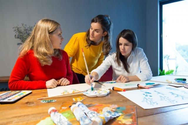 The Ultimate Guide to Pursuing Arts and Cultural Management in the UK cover picture