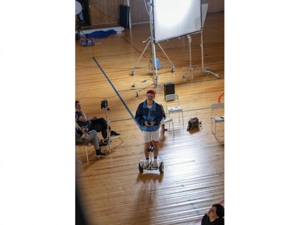 How Do Hoverboards Work? A Complete Guide cover picture