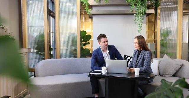 Smart Design Choices for an Eco-Friendly Office cover picture