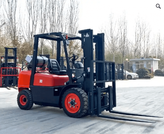Diesel Forklift: The Powerhouse Behind Modern Material Handling cover picture