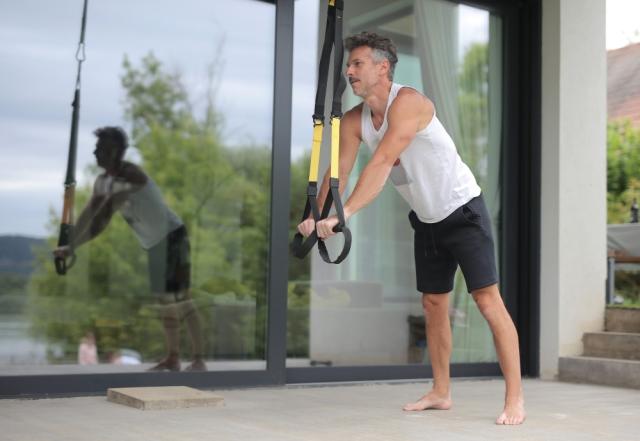 What Makes a High-Quality Pull Up Resistance Band cover picture