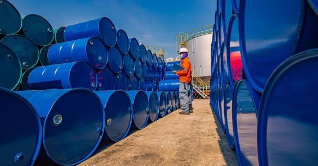 How Tracking Systems Improve Container Utilization cover picture