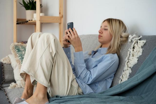 Why Group Video Messages Help People Feel More Connected cover picture
