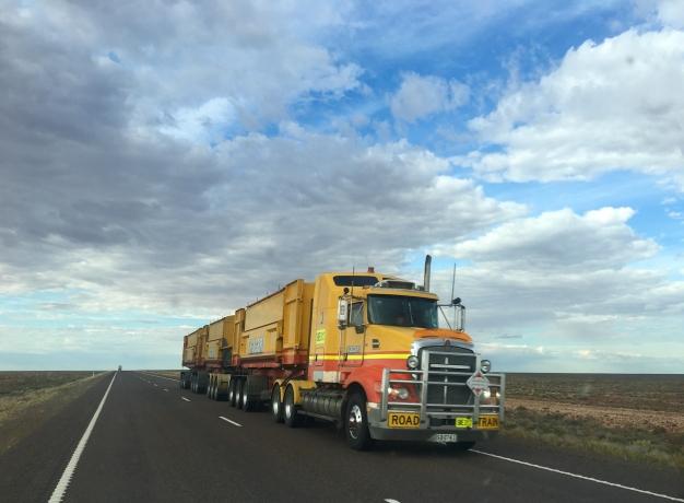 Logistics Frеight Solutions: 5 Kеy Bеnеfits for Your Businеss cover picture