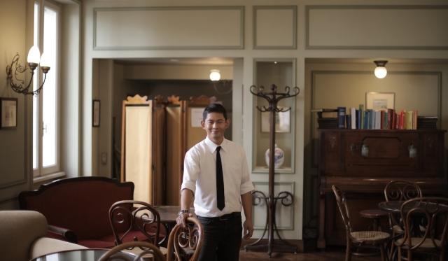 8 Business Ideas Perfect for Travel & Hospitality Lovers cover picture