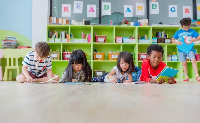 6 Ways to Decorate and Stock Your Classroom on a Budget cover picture