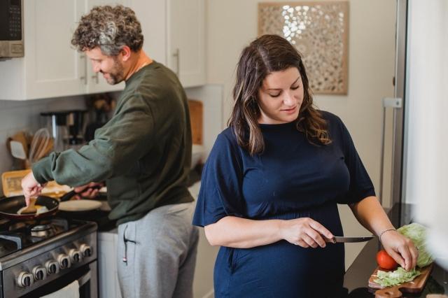 8 Ways to Stay Healthy During Pregnancy cover picture
