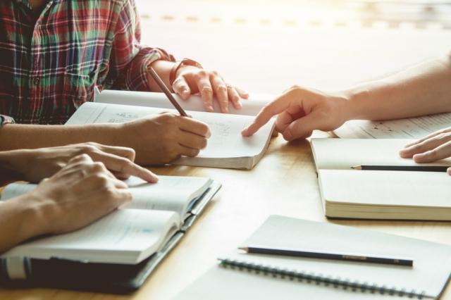 Reliable Assignment Help In Singapore cover picture