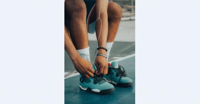 Running Inside or Out? How To Run For Beginners cover picture