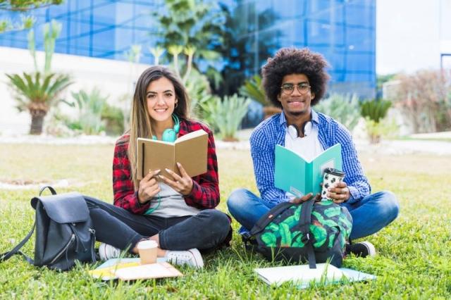 Explore the University of Greenwich to Study in the UK! cover picture