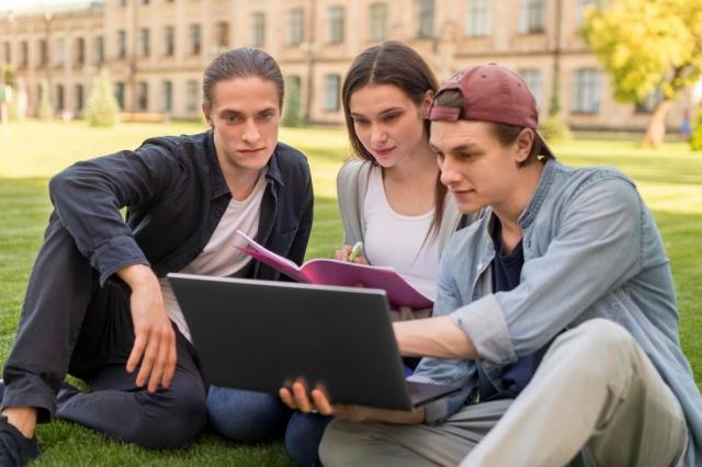 Study in the UK’s Top Aston University! cover picture