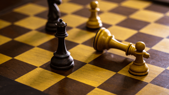 Staunton Chess Set Revival: A Timeless Triumph cover picture