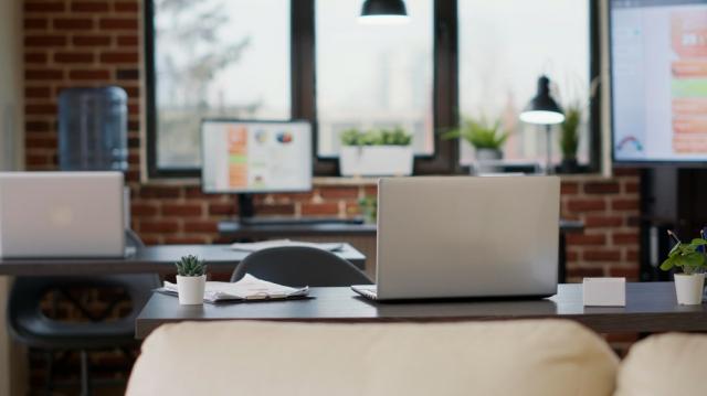 Important Considerations When Renting an Office Space cover picture