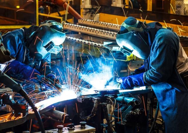 Hiring a Steel Fabrication Business for your Project? - 6 Things to Look for cover picture