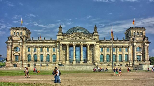 Accommodation, transport, and food, a complete guide to travel to germany cover picture