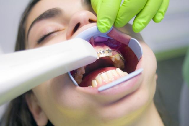 Does Medicare Cover Dental, Eye Exams or Hearing Aids? cover picture